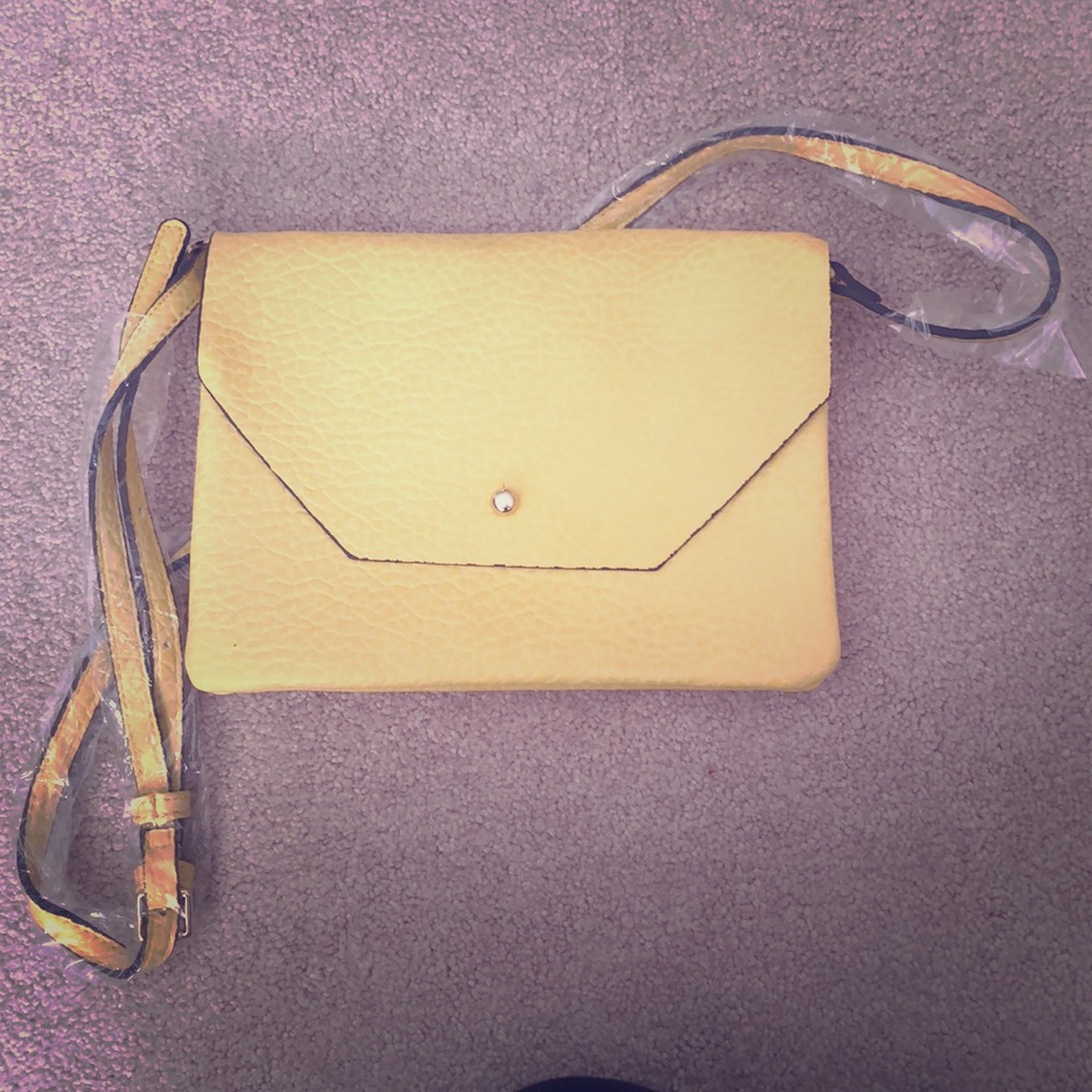 Street Level Crossbody Bag Brand New